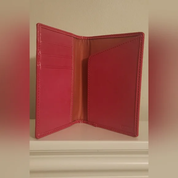 Coach Signature C Scribble Pattern Passport Wallet - Picture 6 of 11